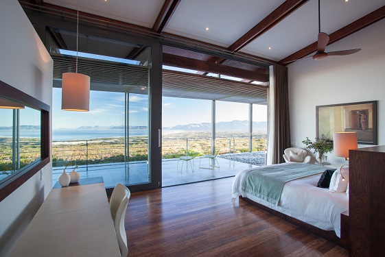 /Media/images/grootbos villa bedroom.jpg
